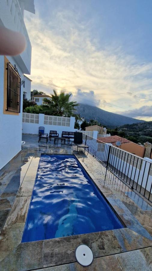 Maryvilla Zohra Calpe Exterior foto