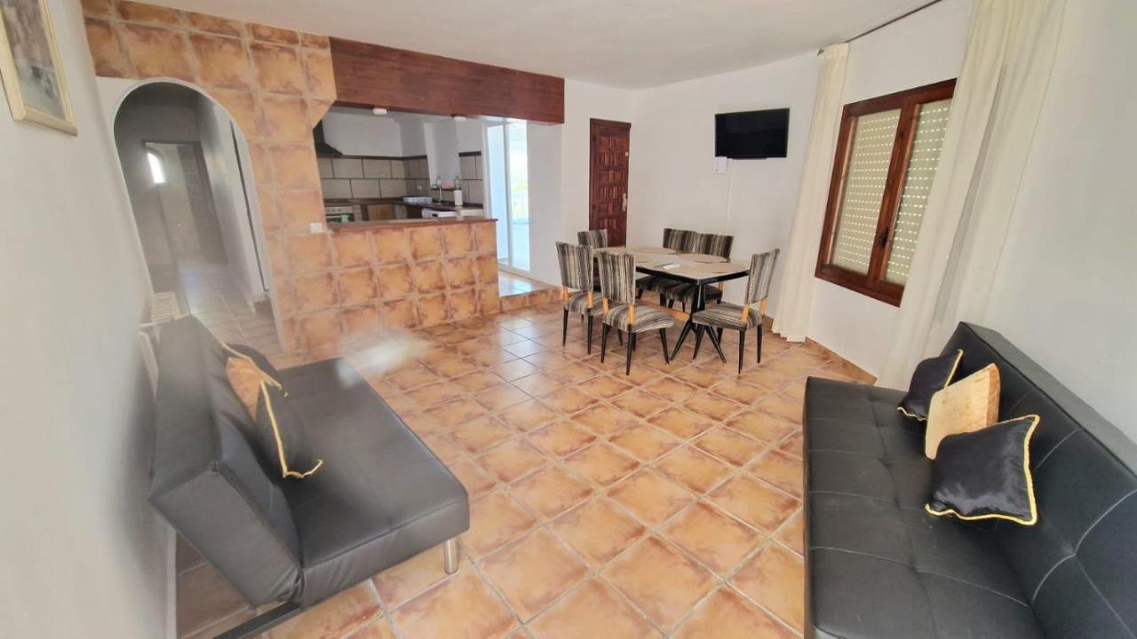 Maryvilla Zohra Calpe Exterior foto